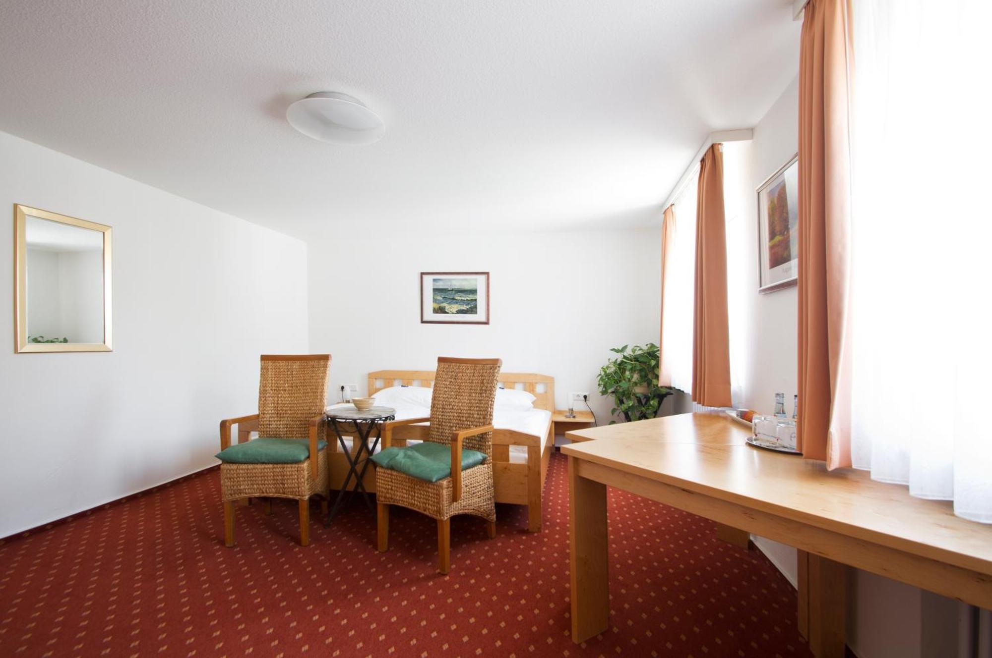 Landgasthof Lamm Aalen Bagian luar foto