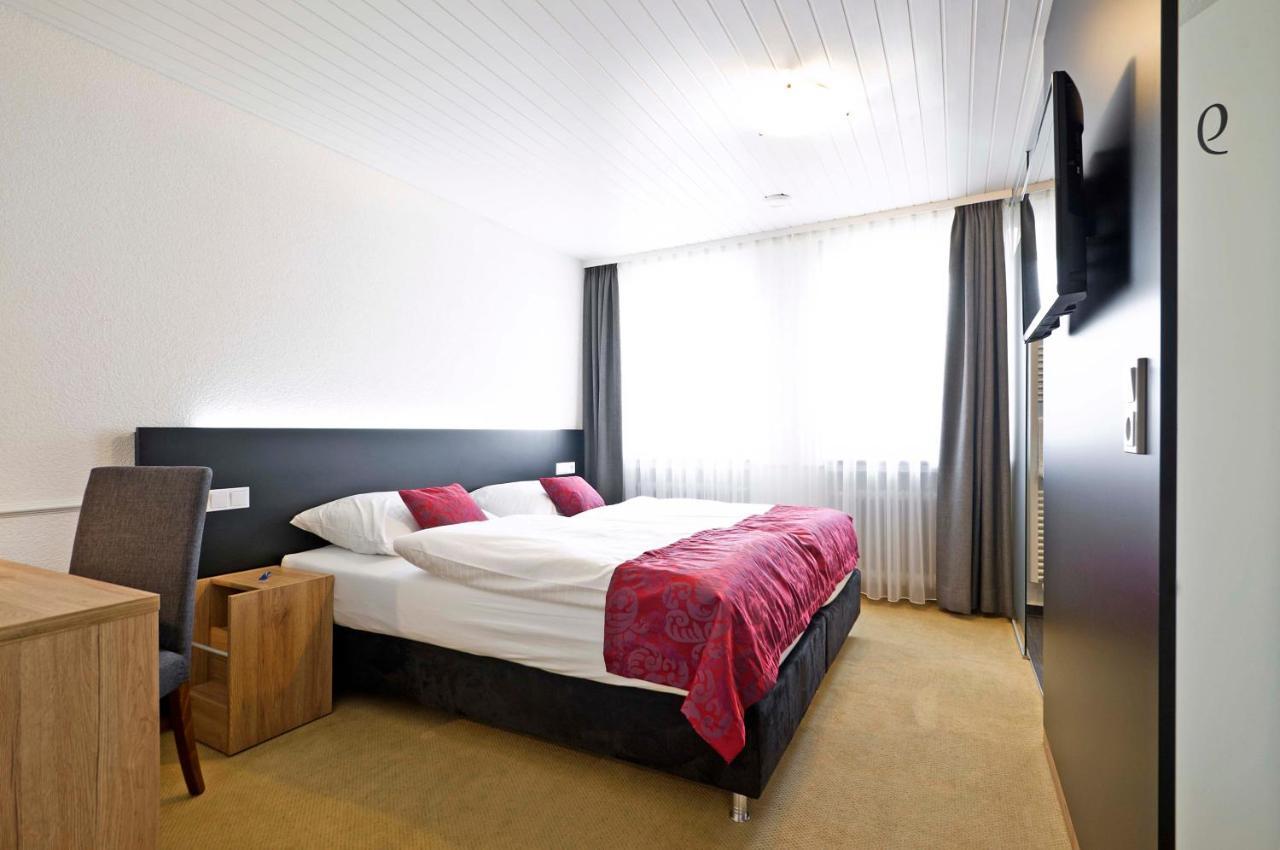 Landgasthof Lamm Aalen Bagian luar foto